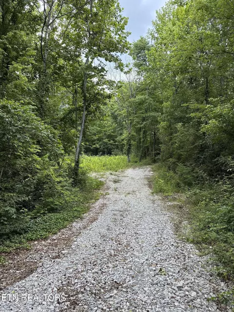 2147 Belt Rd, Knoxville, TN 37920