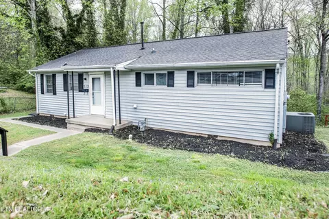 112 Andover Cir, Oak Ridge, TN 37830