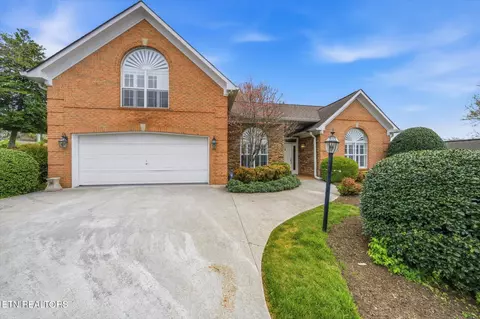 500 Glen Ives Way, Knoxville, TN 37919