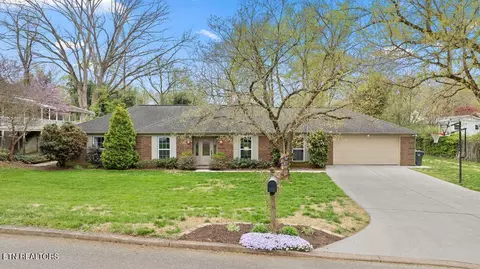 1441 Agawela Ave, Knoxville, TN 37919