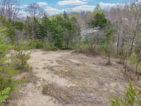 6 12ac Cave Valley Rd, Byrdstown, TN 38549