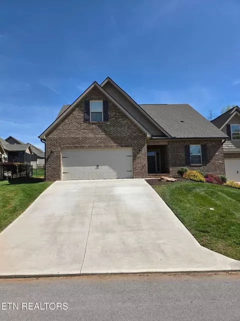 5114 Ivy Branch Ln, Knoxville, TN 37918