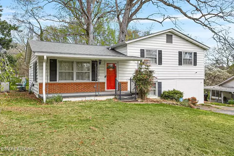 4205 Myrtlewood Dr, Knoxville, TN 37921