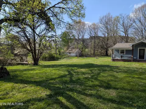 570 Stout Town Rd, Blaine, TN 37709