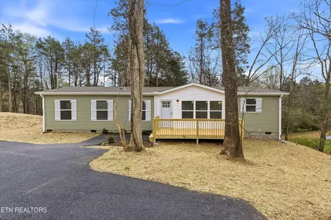 191 Pinecrest Dr, Loudon, TN 37774