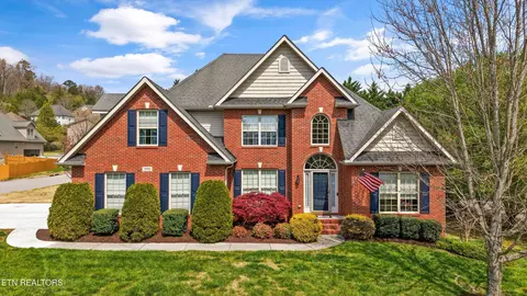 10742 Modesto Ln, Knoxville, TN 37934