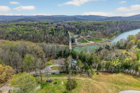 1237 Ridge Rd, Quebeck, TN 38579 photo 8