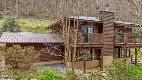 1015 Reagan Springs Rd, Seymour, TN 37865