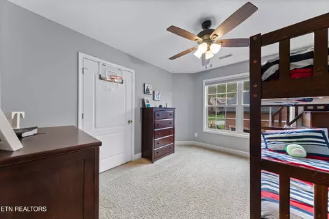 1451 Branch Field Ln, Knoxville, TN 37918