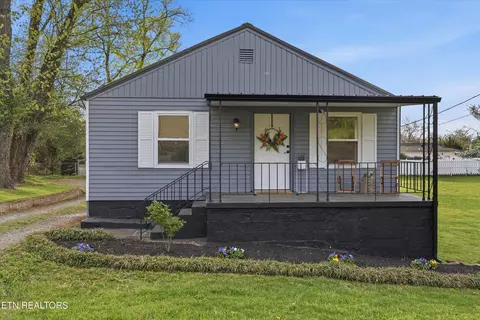5028 Mcintyre Rd, Knoxville, TN 37914