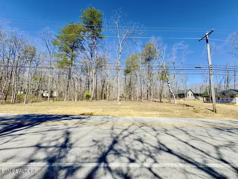320 Westchester Dr, Crossville, TN 38558