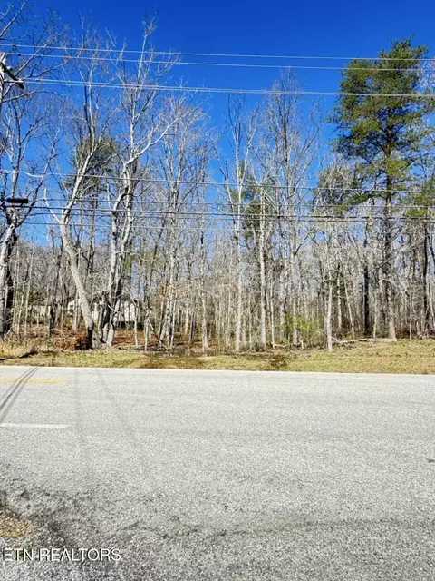 322 Westchester Dr, Crossville, TN 38558