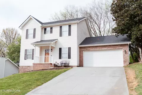 5939 Wilkesboro Ln, Knoxville, TN 37912