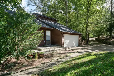 53 River Ln, Crossville, TN 38555