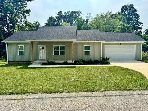 1366 Hidden Valley Dr, Livingston, TN 38570