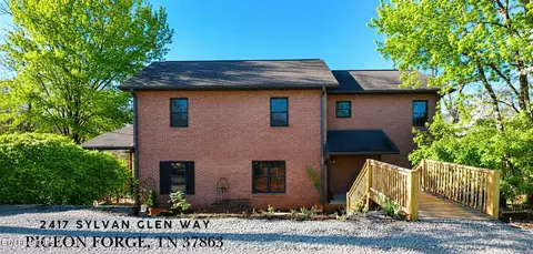 2417 Sylvan Glen Way, Pigeon Forge, TN 37863
