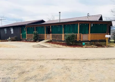 891 Tolley Hollow Rd, Newport, TN 37821