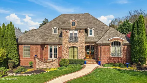 1318 Charlottesville Blvd, Knoxville, TN 37922