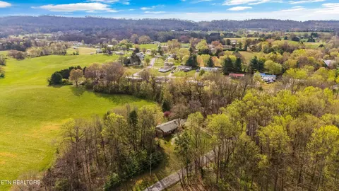 View/Area - 960 Talbott-kansas Rd, Talbott, TN 37877 photo 3 of 4