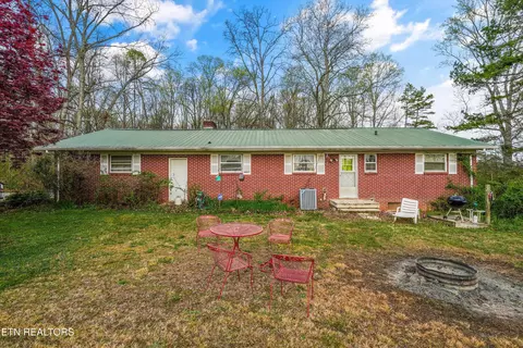 Exterior - 960 Talbott-kansas Rd, Talbott, TN 37877 photo 6 of 8