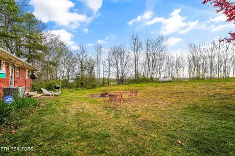 Exterior - 960 Talbott-kansas Rd, Talbott, TN 37877 photo 4 of 8