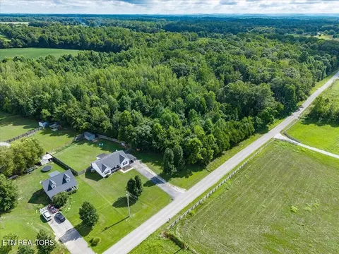 6775 Thomas Twin Oak Rd, Baxter, TN 38544 photo 24