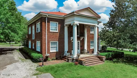 294 Clifton Heights Rd, Newport, TN 37821