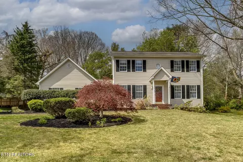 7836 Jefferson Oaks Dr, Knoxville, TN 37938