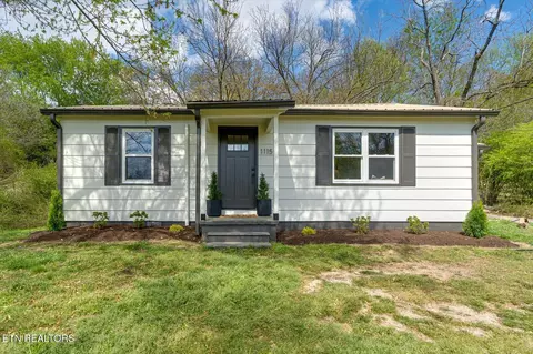 1115 SE 21st St, Cleveland, TN 37311