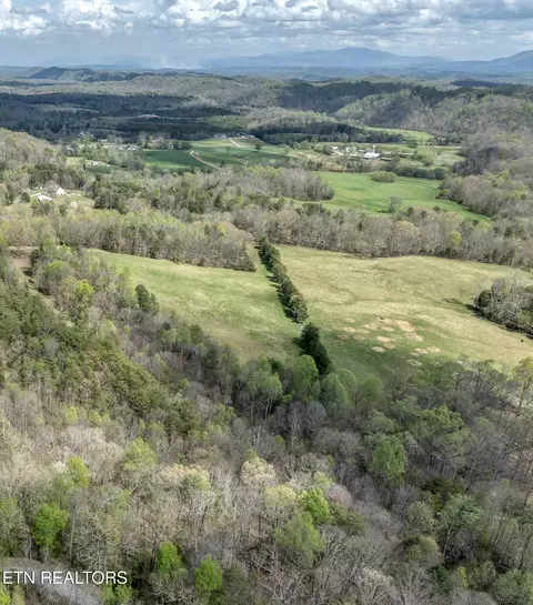 Green Hill Rd, Madisonville, TN 37354