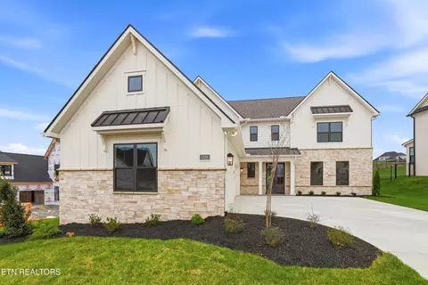 1226 Wagon Hitch Rd, Knoxville, TN 37934
