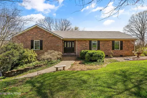 10937 Sallings Rd, Knoxville, TN 37922