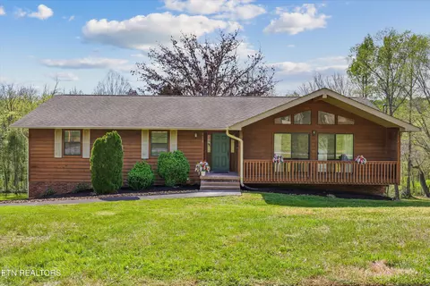 1618 Mimosa Dr, Louisville, TN 37777