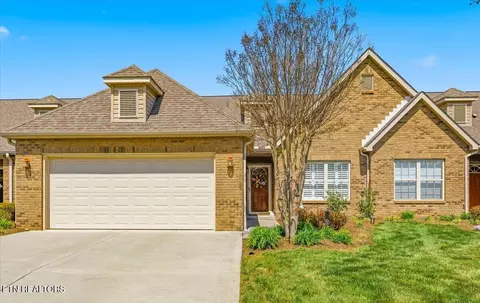 327 Glenview Cir, Lenoir City, TN 37771