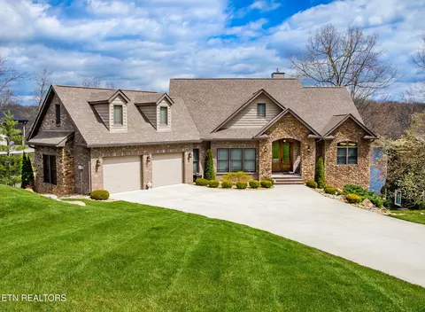 117 Bradford Ln, Crossville, TN 38558