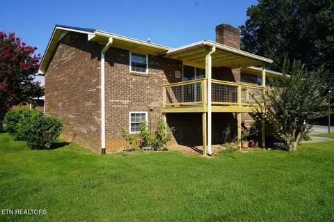 Exterior - 633 Shaver Dr, Talbott, TN 37877 photo 3 of 8