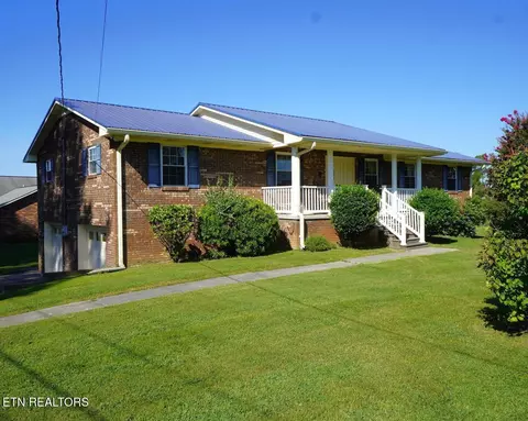 Exterior - 633 Shaver Dr, Talbott, TN 37877 photo 5 of 8