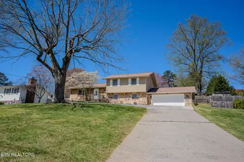 11333 Snyder Rd, Knoxville, TN 37932