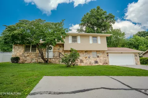11333 Snyder Rd, Knoxville, TN 37932