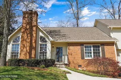 1129 Greywood Dr, Knoxville, TN 37923