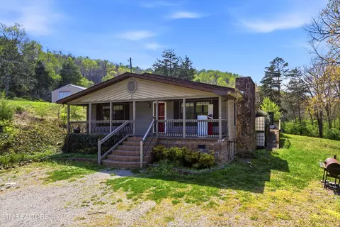 2381 Classic Way, Powell, TN 37849