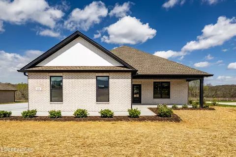 2026 Griffitts Mill Cir, Maryville, TN 37803
