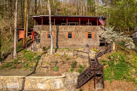 6851 Old Walland Hwy, Townsend, TN 37882