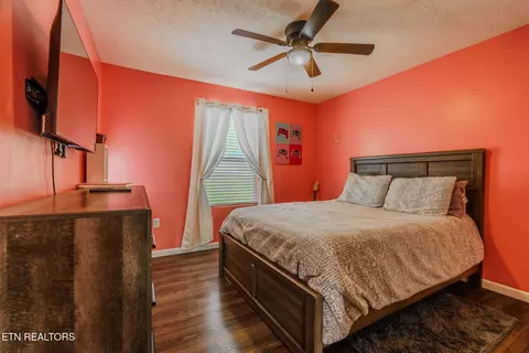 Bedroom - 3215 Smith St, White Pine, TN 37890 photo 4 of 6