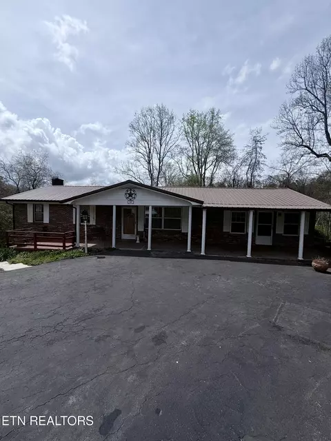 507 Lisa Dr, New Tazewell, TN 37825