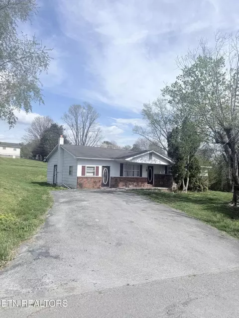 508 Lisa Dr, New Tazewell, TN 37825