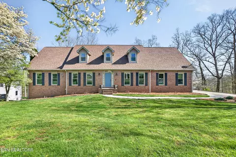 94 Quail Ridge Dr, Crossville, TN 38555