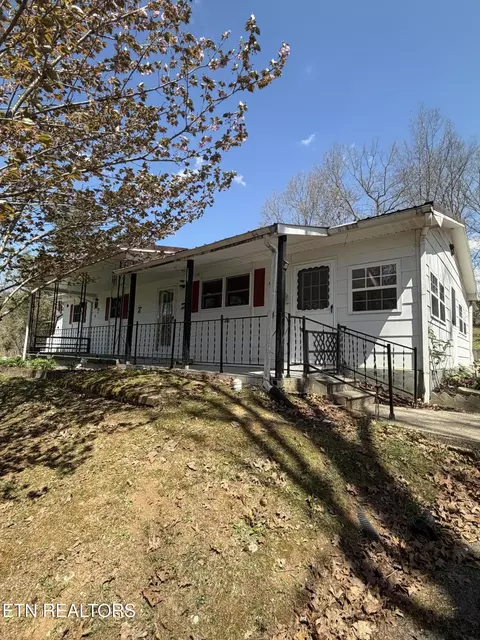 116 Oakdale Ave, Harrogate, TN 37752