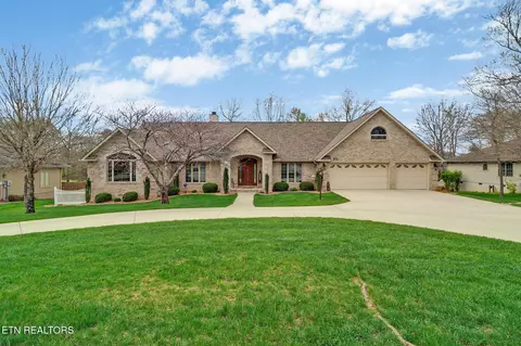 30 Thames Ct, Crossville, TN 38558