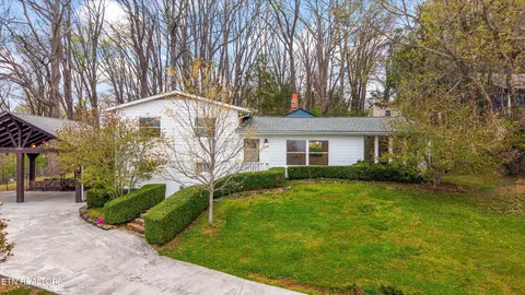 1608 Buckeye Rd, Knoxville, TN 37919